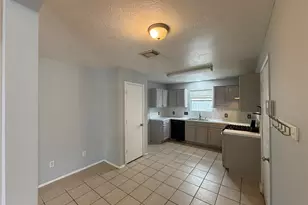 7427 Briargate Dr, Houston, TX 77489 - Photo 7