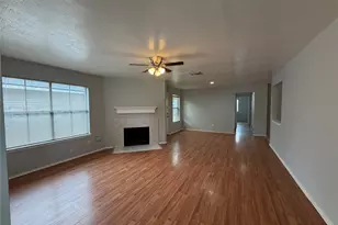 7427 Briargate Dr, Houston, TX 77489 - Photo 3