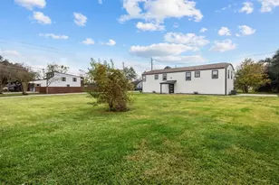 325 E A St, La Porte, TX 77571 - Photo 3