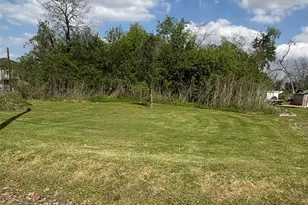 5810 Wipprecht St, Houston, TX 77026 - Photo 1