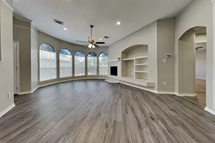 30915 Trinket Dr, Spring, TX 77386 - Photo 3