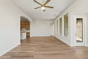 12339 Hudson Dr, Mont Belvieu, TX 77523 - Photo 19