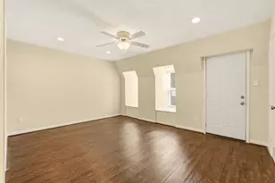 496 N Post Oak Ln, Houston, TX 77024 - Photo 19