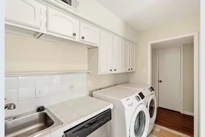 496 N Post Oak Lane #496, Houston, TX 77024 - Photo 13