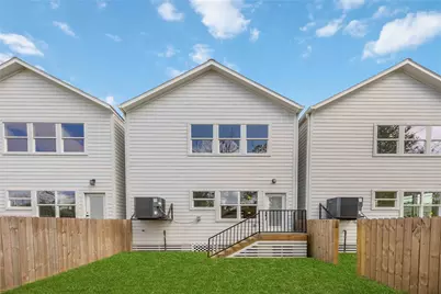 2303 Staples Street, Houston, TX 77026 - Photo 25