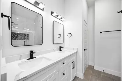 2303 Staples Street, Houston, TX 77026 - Photo 17