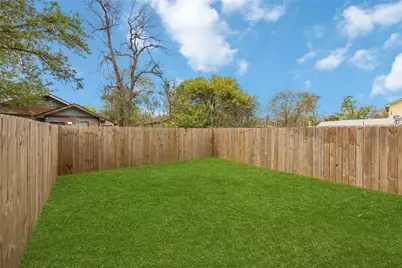 2303 Staples Street, Houston, TX 77026 - Photo 25