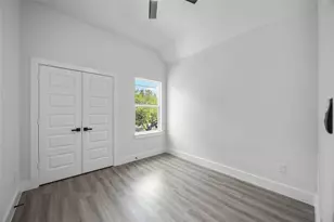 2303 Staples St, Houston, TX 77026 - Photo 21