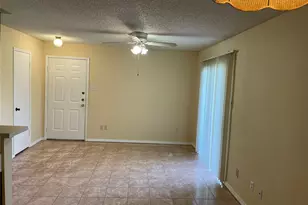 2750 Holly Hall St, Houston, TX 77054 - Photo 9