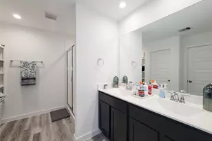 3223 Creston Gate Dr, Houston, TX 77047 - Photo 29