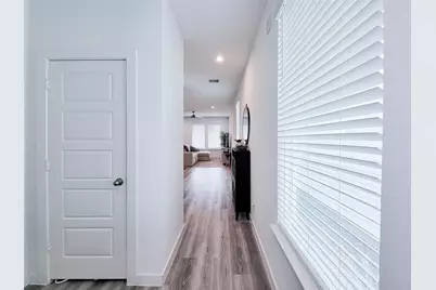 3223 Creston Gate Drive, Houston, TX 77047 - Photo 5