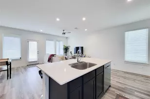 3223 Creston Gate Dr, Houston, TX 77047 - Photo 15