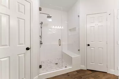 618 W Rollingwood Street, Pinehurst, TX 77362 - Photo 17