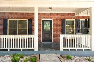 618 W Rollingwood St, Pinehurst, TX 77362 - Photo 3