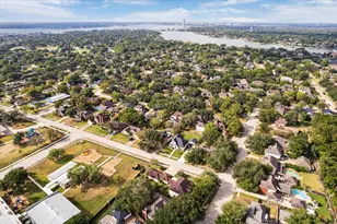 702 Huntercrest St, El Lago, TX 77586 - Photo 29