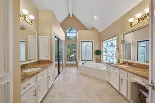 1702 7 Maples Dr, Kingwood, TX 77345 - Photo 9
