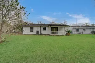 2417 Pecan St, Dickinson, TX 77539 - Photo 41