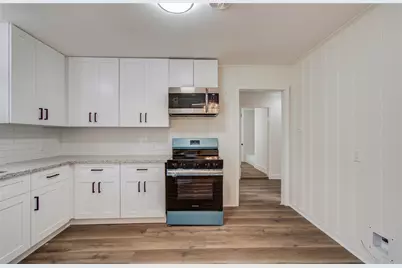 2417 Pecan Street, Dickinson, TX 77539 - Photo 13