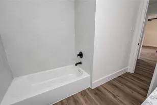 2417 Pecan St, Dickinson, TX 77539 - Photo 15