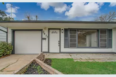 2417 Pecan Street, Dickinson, TX 77539 - Photo 3