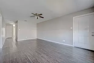 7315 Housman St, Houston, TX 77055 - Photo 7