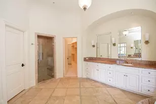 15710 Creekbend Dr, Sugar Land, TX 77478 - Photo 25