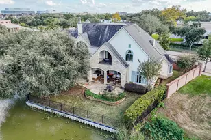 15710 Creekbend Dr, Sugar Land, TX 77478 - Photo 3
