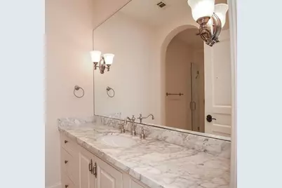 15710 Creek Bend Drive, Sugar Land, TX 77478 - Photo 35