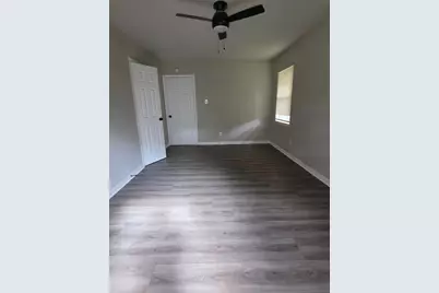 10922 Lockgate Lane, Houston, TX 77048 - Photo 9