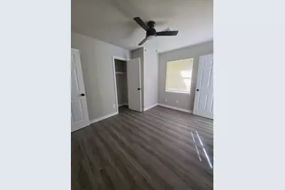 10922 Lockgate Lane, Houston, TX 77048 - Photo 13
