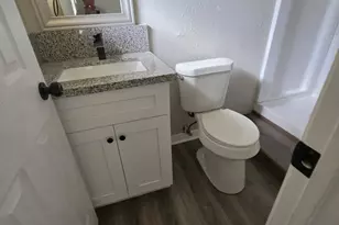 10922 Lockgate Ln, Houston, TX 77048 - Photo 3