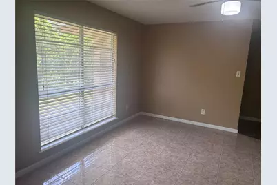 279 4th Street N, Van Vleck, TX 77482 - Photo 5