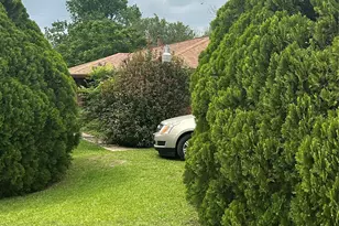 279 4th Street N, Van Vleck, TX 77482 - Photo 1