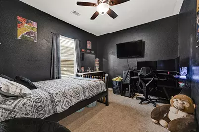 13434 Treshill Court, Houston, TX 77049 - Photo 17