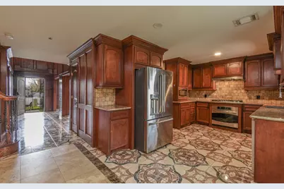 10126 Rosbrook Drive, Houston, TX 77038 - Photo 5