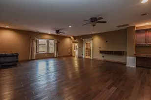 10126 Rosbrook Dr, Houston, TX 77038 - Photo 9