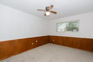 52 S Bachelor Button St, Lake Jackson, TX 77566 - Photo 25