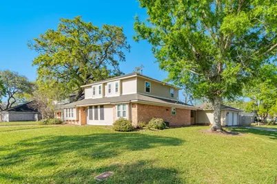 52 S Bachelor Button Street, Lake Jackson, TX 77566 - Photo 1