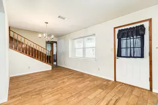 52 S Bachelor Button St, Lake Jackson, TX 77566 - Photo 19