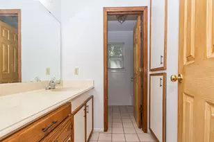 52 S Bachelor Button St, Lake Jackson, TX 77566 - Photo 33