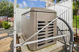 1019 E 14th St, Houston, TX 77009 - Photo 29