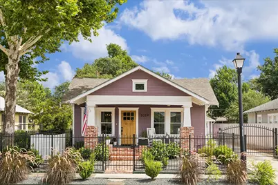1019 E 14th Street, Houston, TX 77009 - Photo 1
