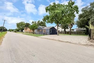 5651 McCormick Street, Houston, TX 77023 - Photo 21