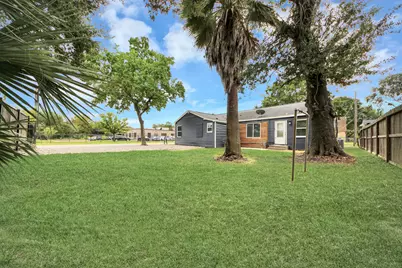 5651 McCormick Street, Houston, TX 77023 - Photo 19