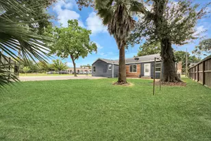 5651 McCormick St, Houston, TX 77023 - Photo 19