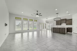 13615 Imperial Island Ln, Pearland, TX 77584 - Photo 15