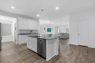 7302 Plns Ldg Ln, Richmond, TX 77469 - Photo 9