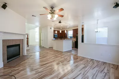251 N Wimberly Way, The Woodlands, TX 77385 - Photo 11