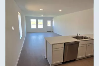 18761 Loom Drive, Conroe, TX 77306 - Photo 5