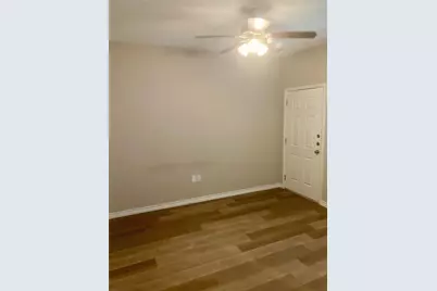 4505 P, Galveston, TX 77551 - Photo 7